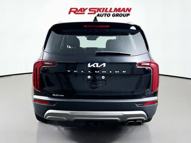 Used 2022 Kia Telluride SX w/ Towing Package FWD image 6