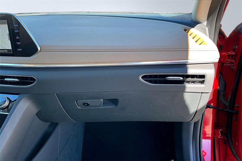 Used 2022 Hyundai Sonata Limited w/ Cargo Package image 16