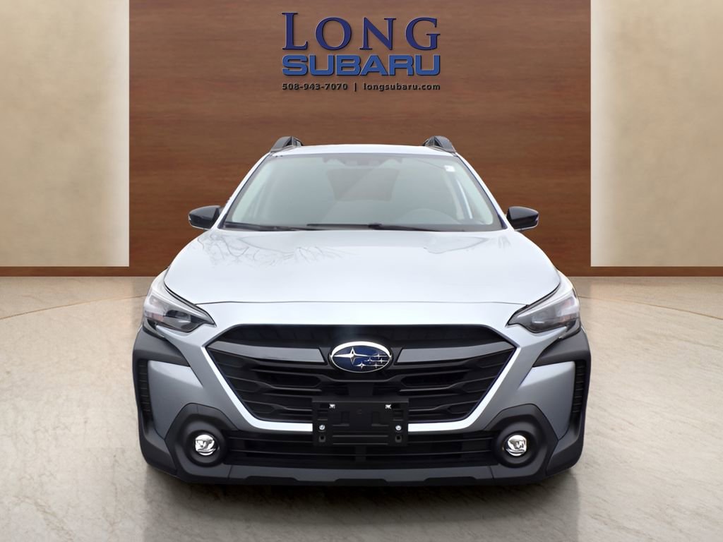 Used 2023 Subaru Outback Premium image 4