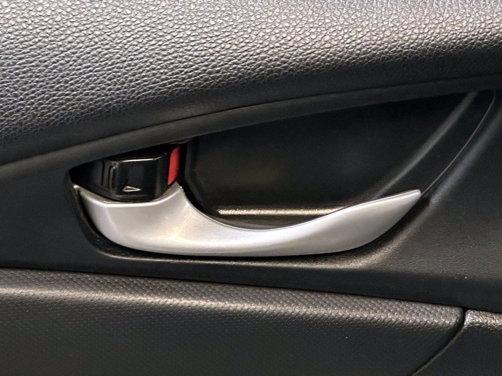 Used 2020 Honda Civic Sport image 10