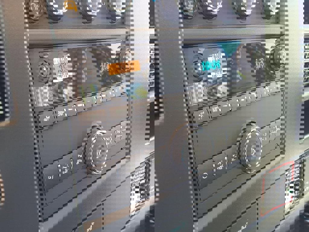 New 2026 Chevrolet Express 2500 Extended RWD image 22