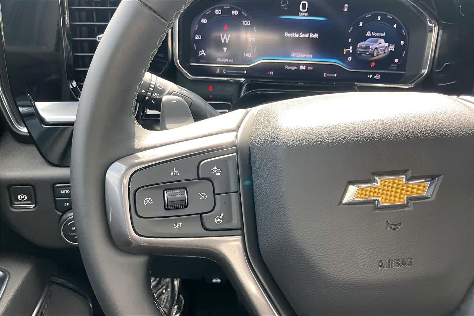 Used 2025 Chevrolet Silverado 1500 High Country w/ High Country Premium Package AWD/4WD image 24
