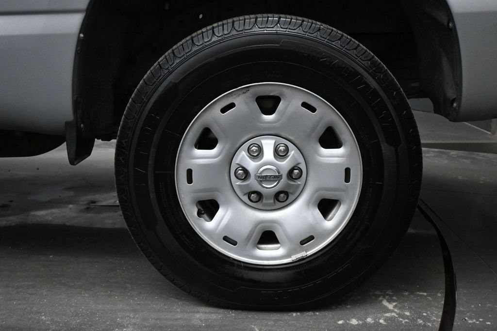 Used 2019 Nissan Titan S AWD/4WD image 12