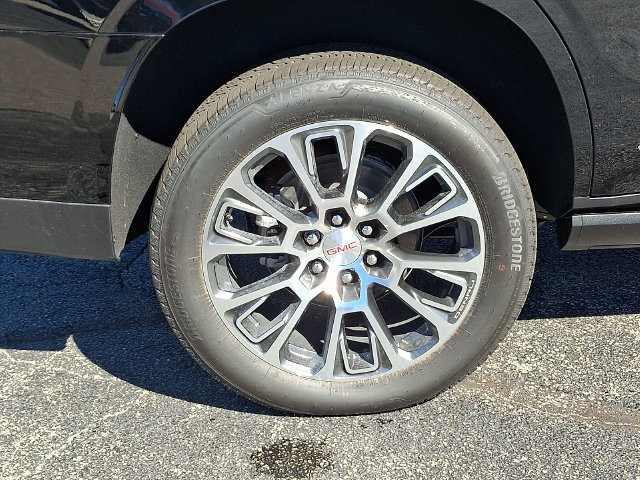 New 2026 GMC Yukon Denali w/ Sun & Power Step Package AWD/4WD image 8