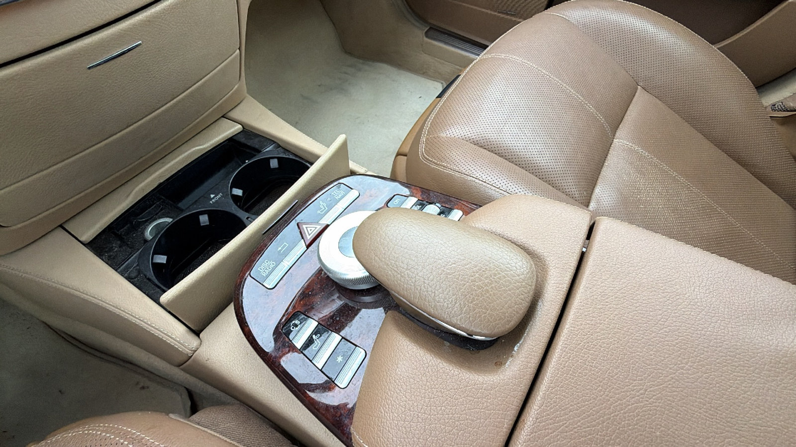 Used 2009 Mercedes-Benz S 550 4MATIC image 31