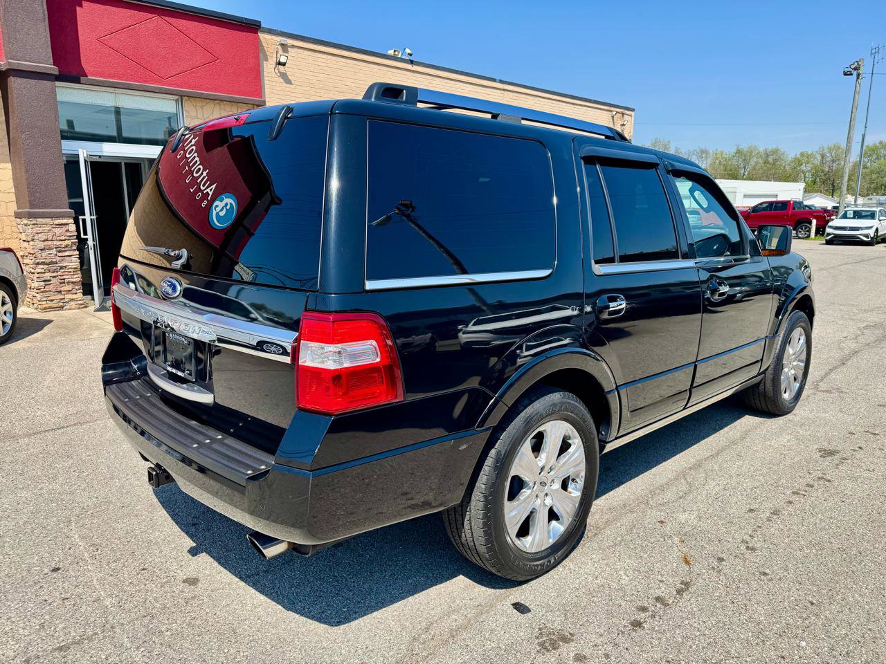 Used 2016 Ford Expedition Platinum image 5