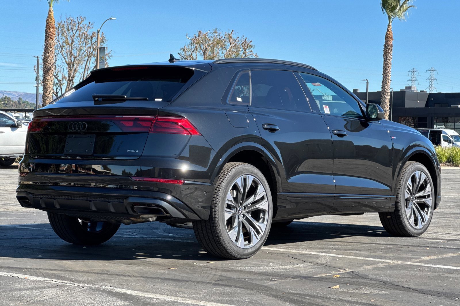 New 2026 Audi Q8 Prestige image 4