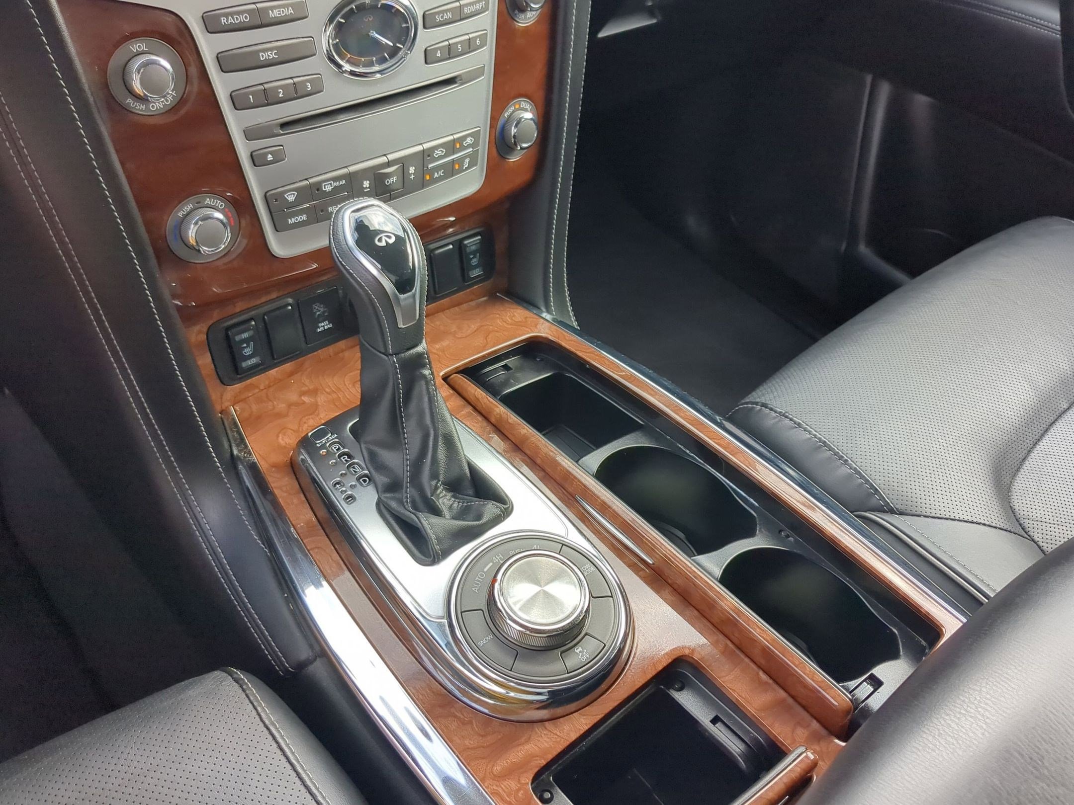 Used 2019 INFINITI QX80 Luxe AWD/4WD image 20