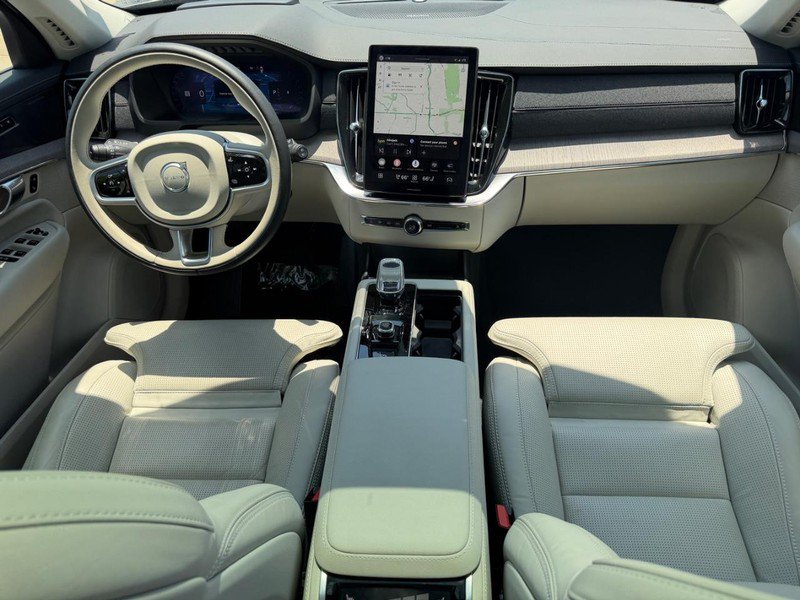 Certified 2026 Volvo XC90 B6 Ultra AWD/4WD image 13