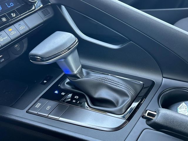 Used 2025 Hyundai Elantra Sport w/ Cargo Package image 31