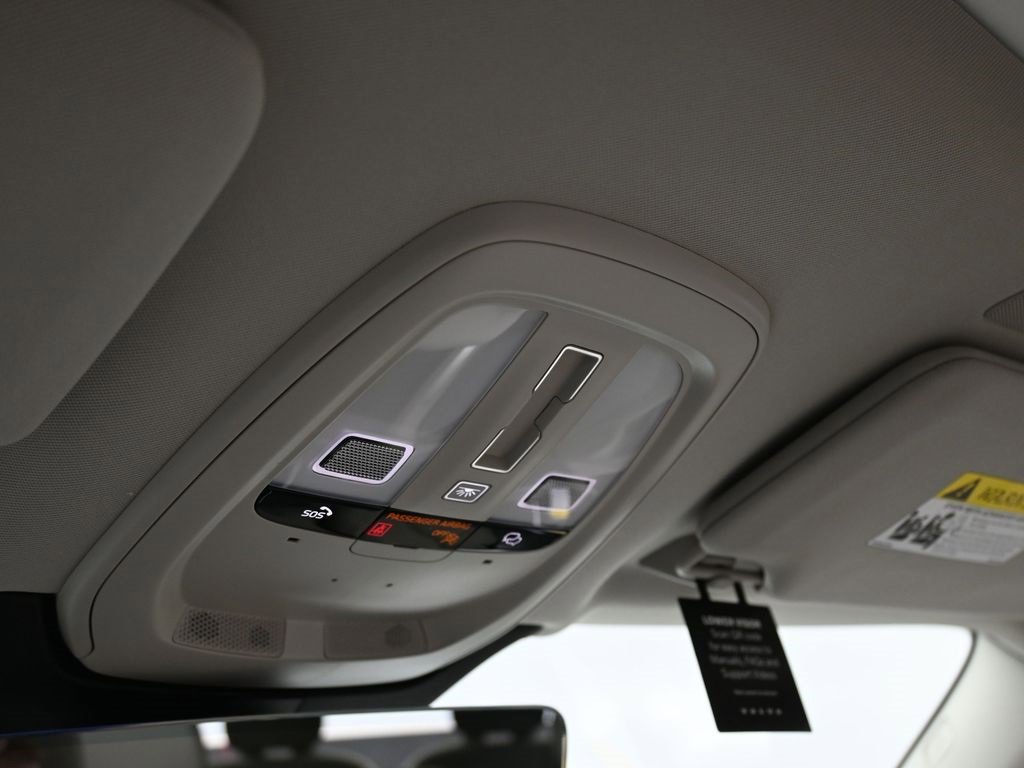 New 2025 Volvo XC90 T8 Plus w/ Protection Package Premier image 29