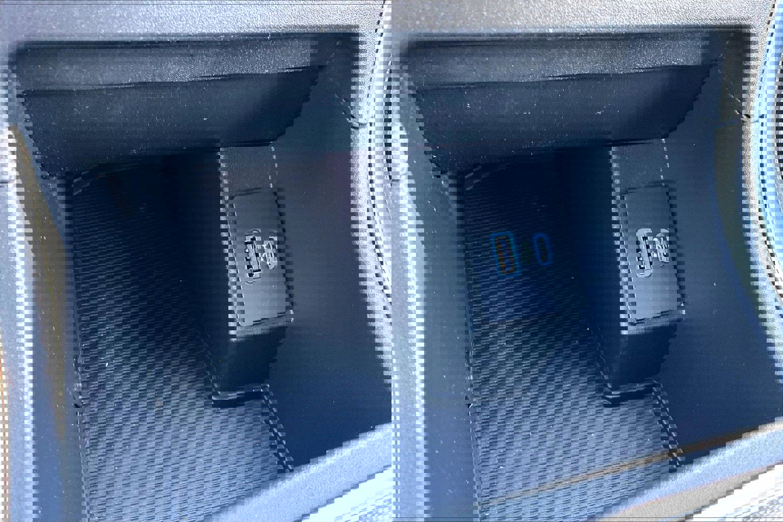 Certified 2024 Ford Edge ST image 31