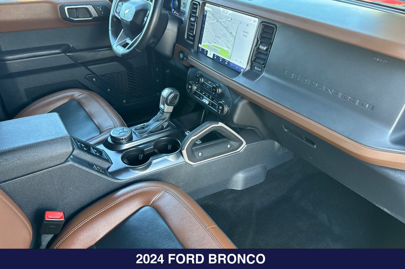 Certified 2024 Ford Bronco Outer Banks AWD/4WD image 18