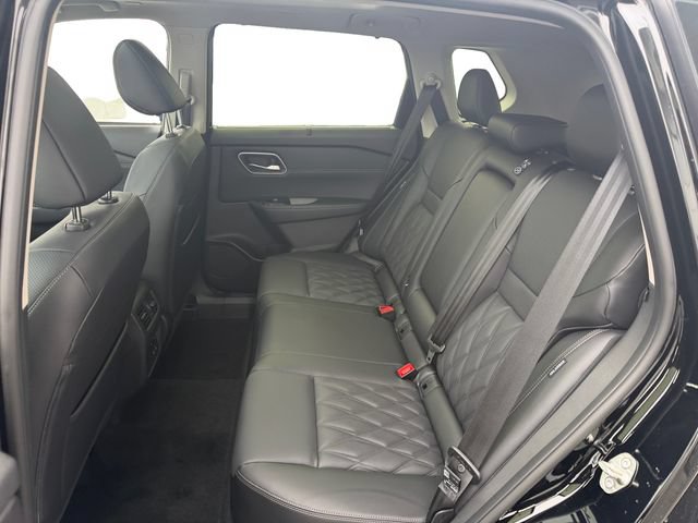 New 2026 Nissan Rogue Platinum w/ Platinum Premium Package AWD/4WD image 11