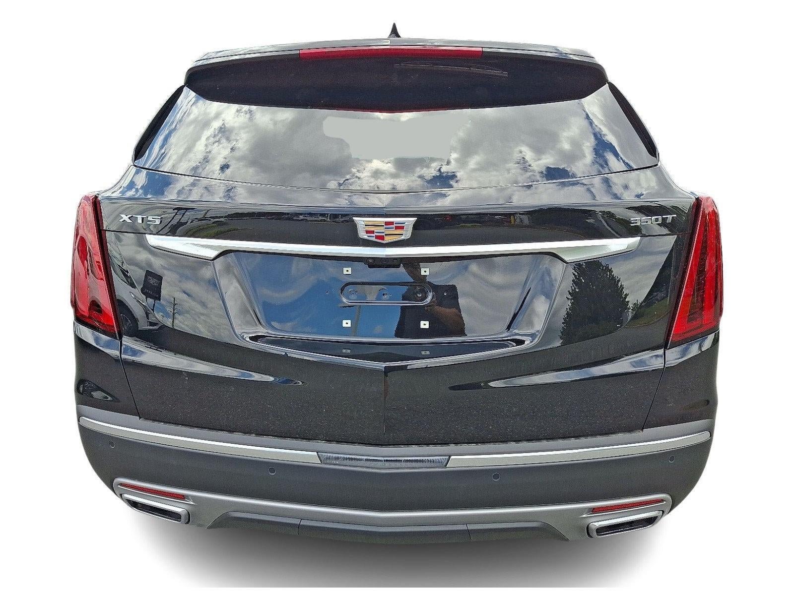 New 2026 Cadillac XT5 Premium Luxury w/ LPO, Floor Liner Package FWD image 4