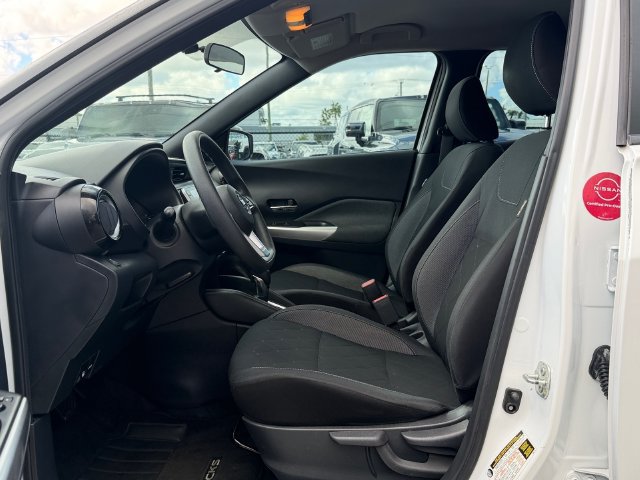 Used 2019 Nissan Kicks SV FWD image 10