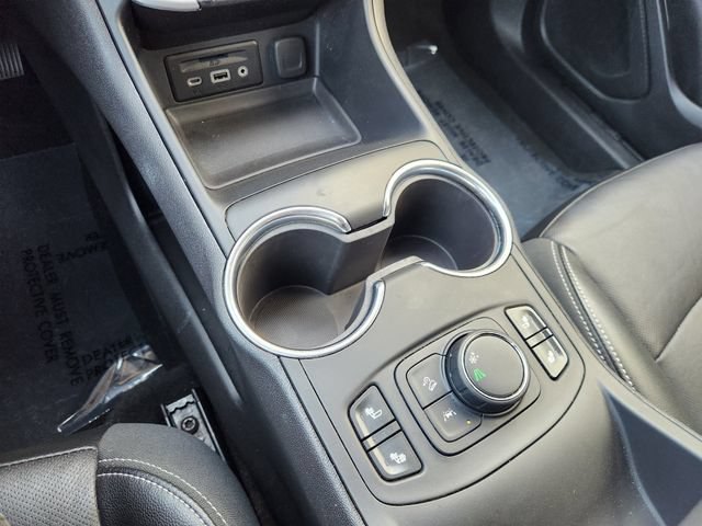 Used 2024 GMC Terrain SLT FWD image 23