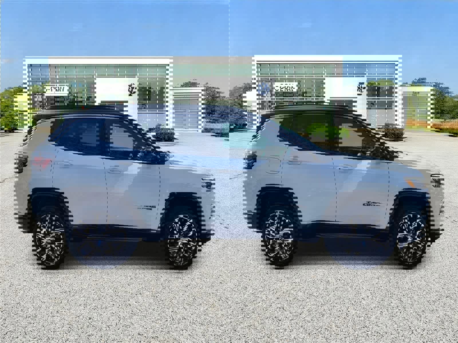 Used 2024 Jeep Compass Limited w/ Elite Group image 6