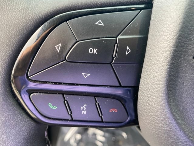 Used 2025 Chrysler Pacifica Limited FWD image 21