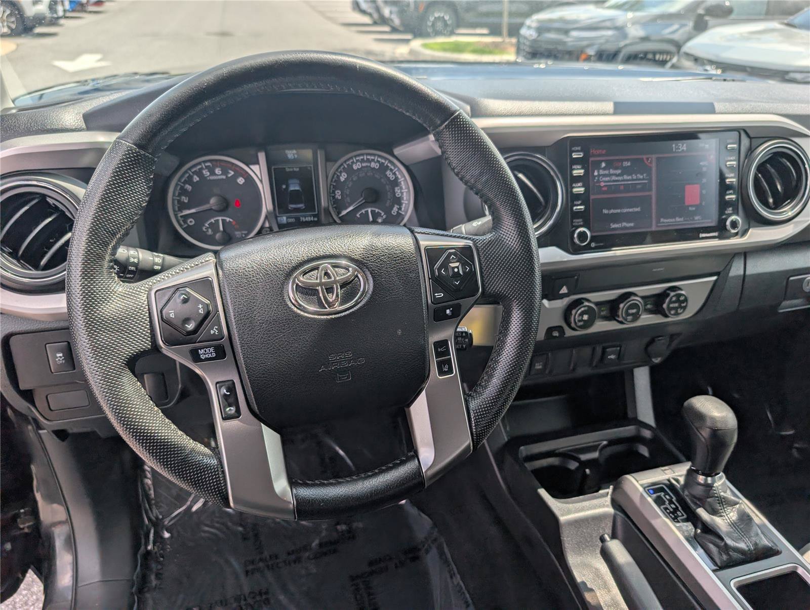 Used 2022 Toyota Tacoma SR5 RWD image 16
