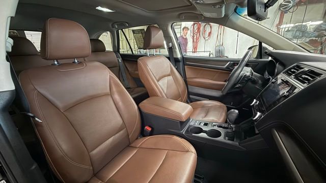 Used 2018 Subaru Outback 3.6R Touring w/ Popular Package #3 image 22