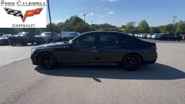 Used 2021 BMW 740i xDrive w/ Luxury Rear Seating Package AWD/4WD image 8