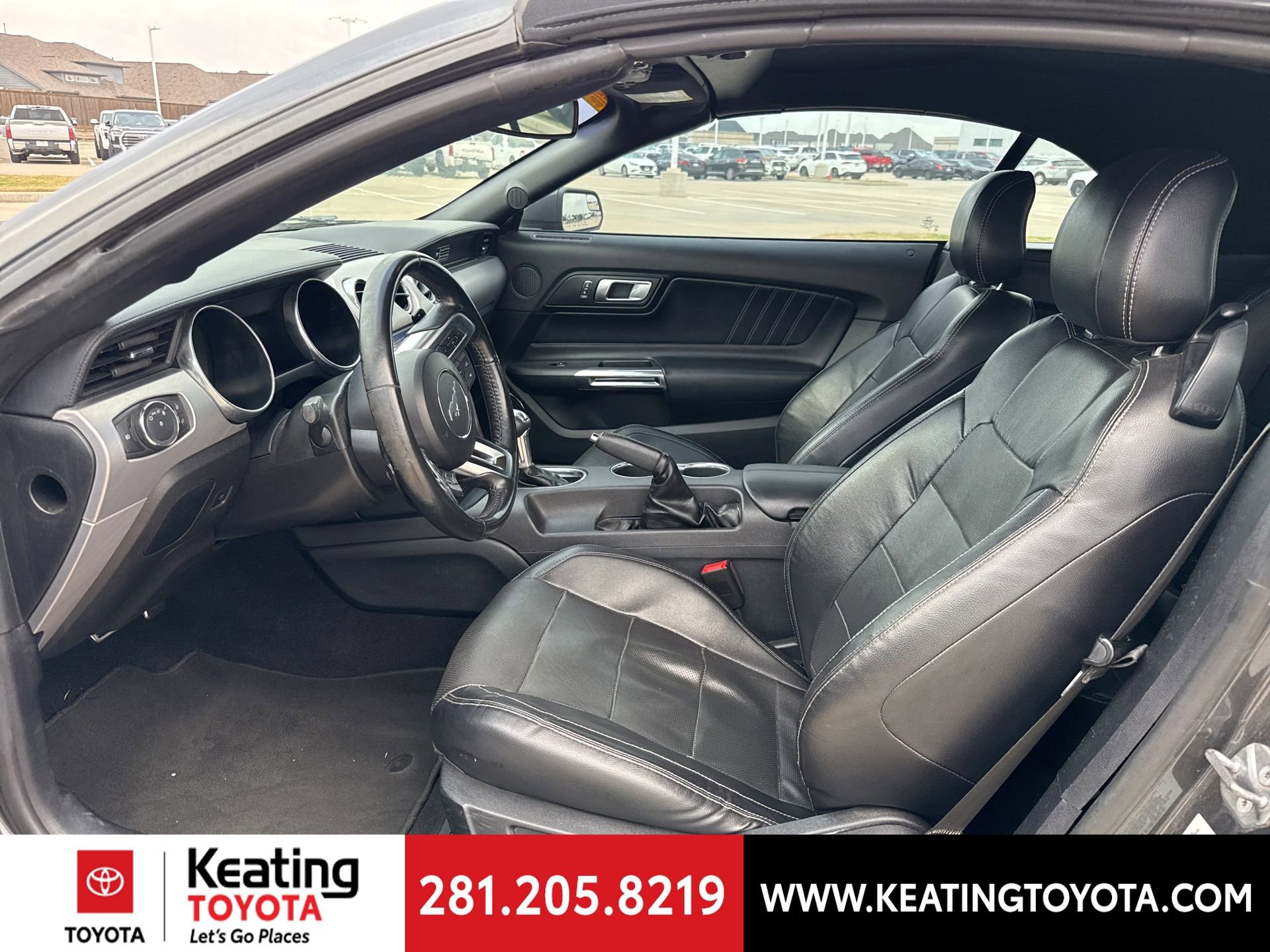 Used 2020 Ford Mustang Premium image 14