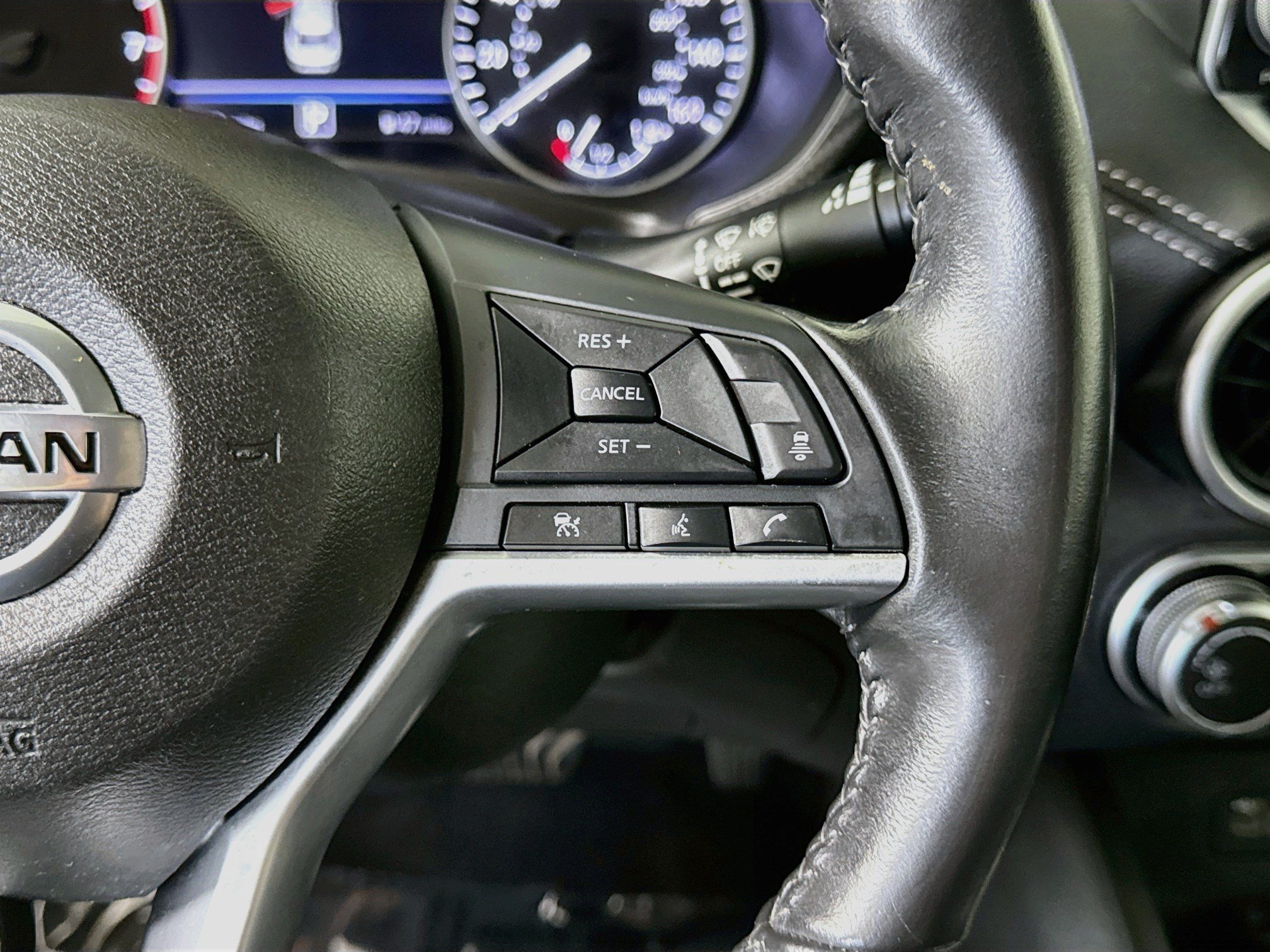 Used 2022 Nissan Sentra SV FWD image 15