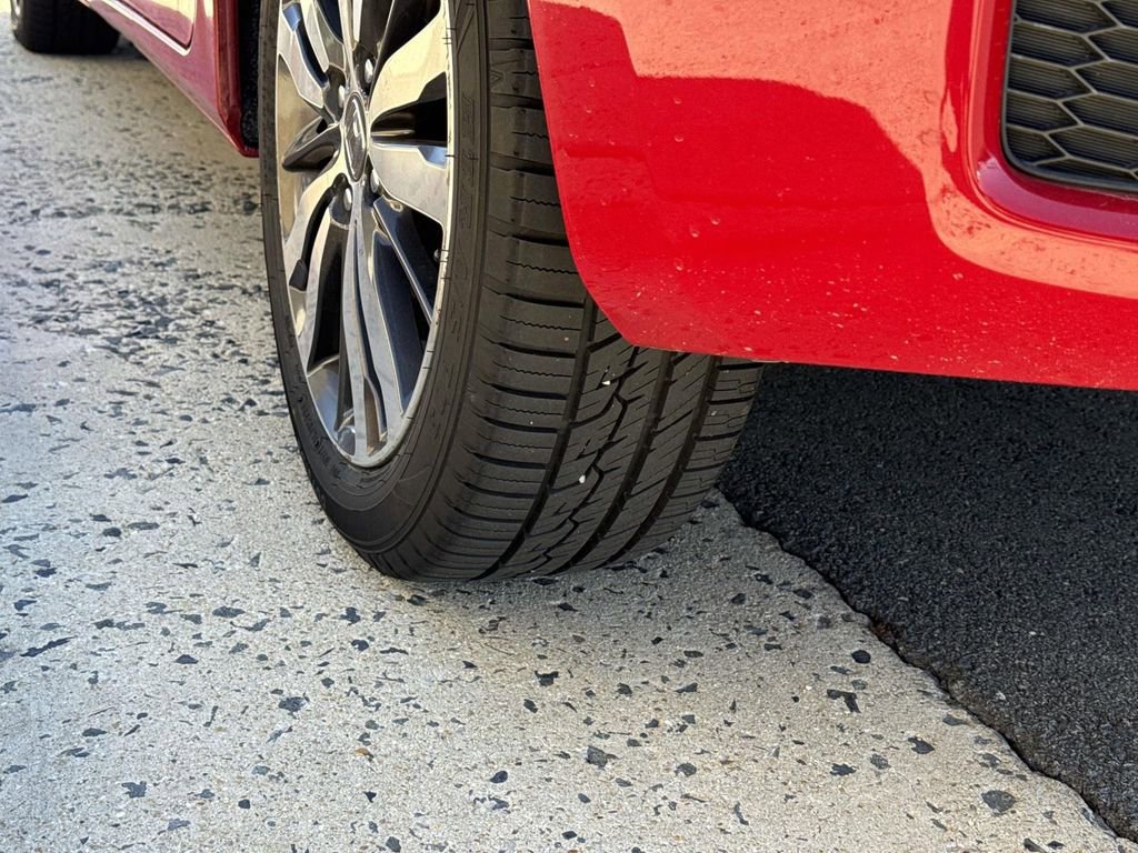 Used 2015 Honda Fit EX image 17