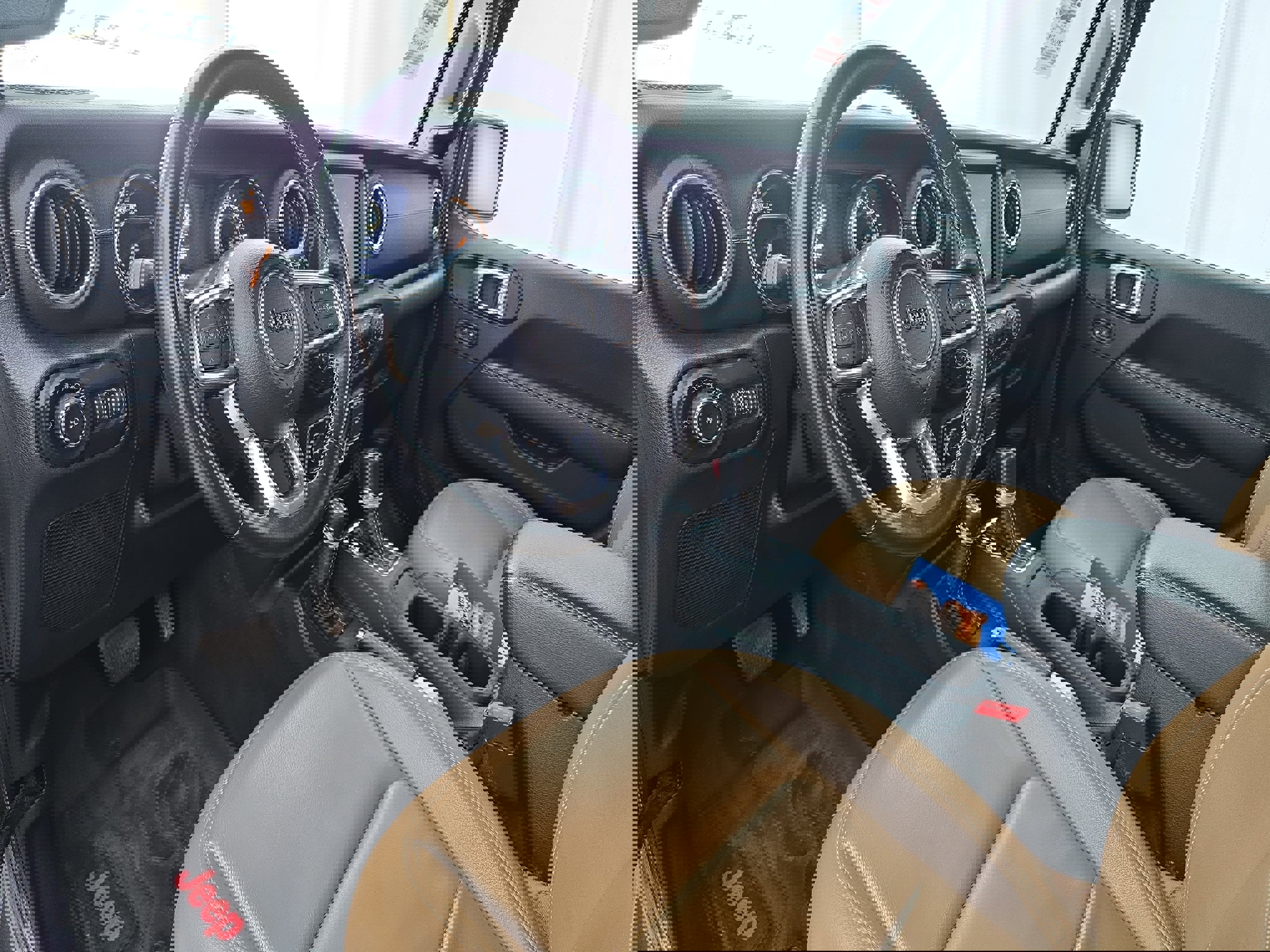 Used 2021 Jeep Wrangler Unlimited Sahara image 15