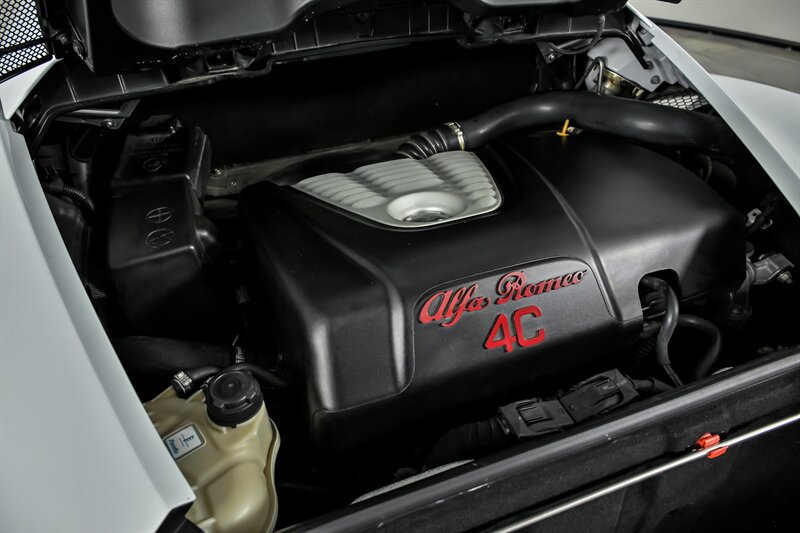Used 2015 Alfa Romeo 4C Coupe w/ Leather Interior Group RWD image 15