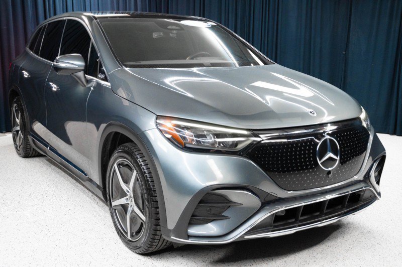 Certified 2023 Mercedes-Benz EQE 350+ SUV image 3