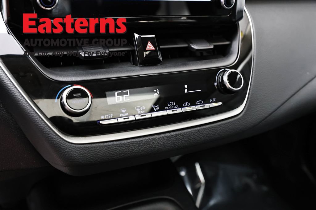 Used 2020 Toyota Corolla LE w/ LE Premium Package FWD image 20