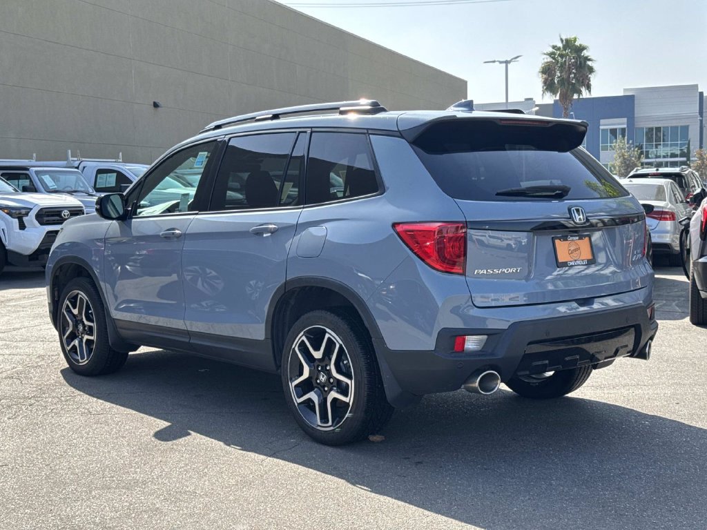 Used 2023 Honda Passport Elite image 5