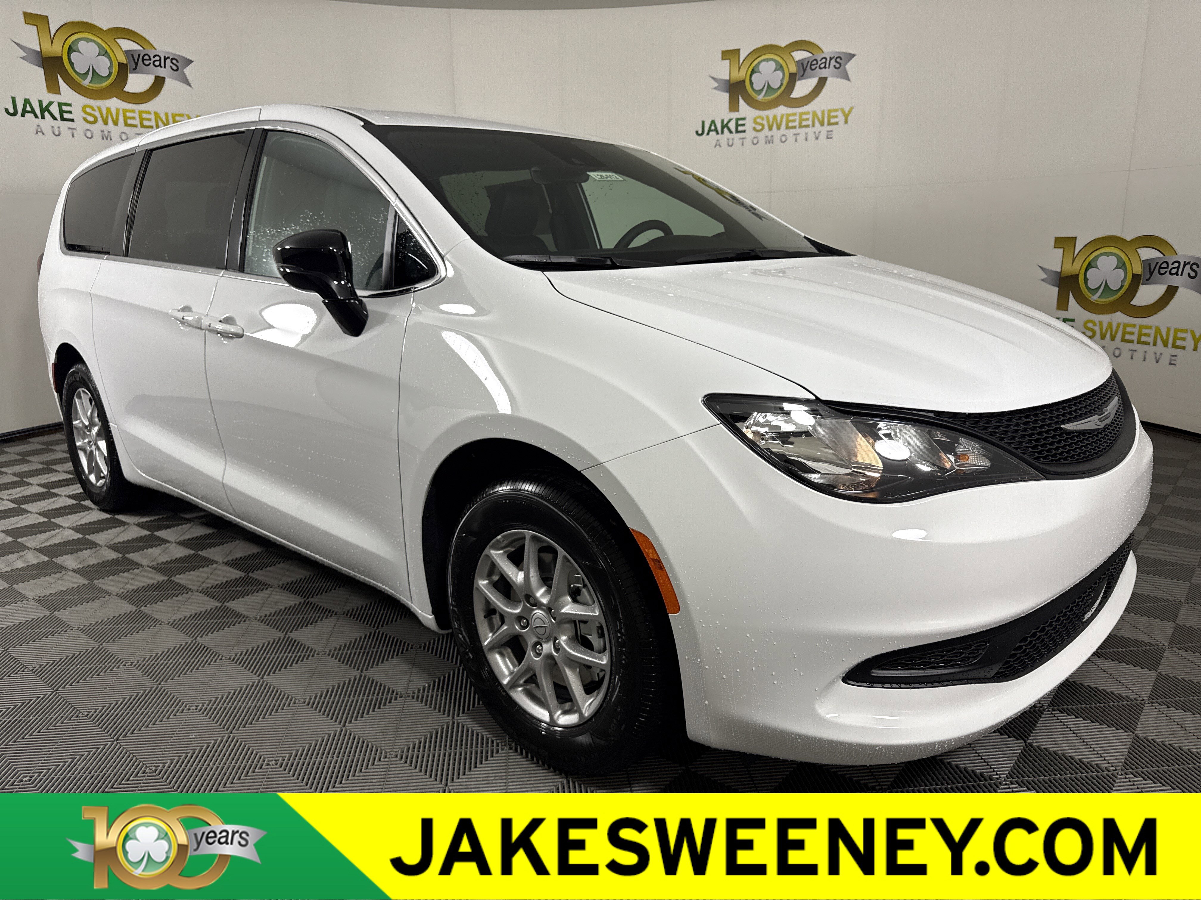 New 2026 Chrysler Voyager LX image 1