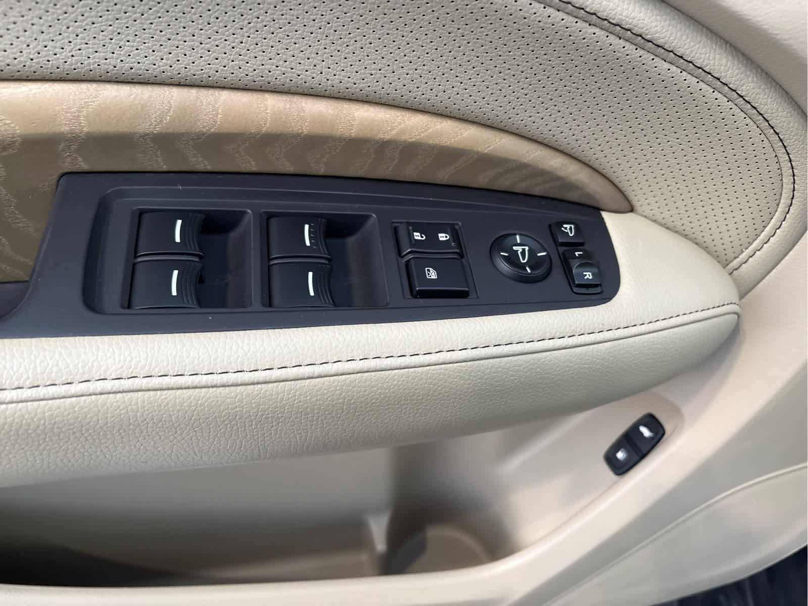 Used 2019 Acura MDX w/Technology Pkg image 27