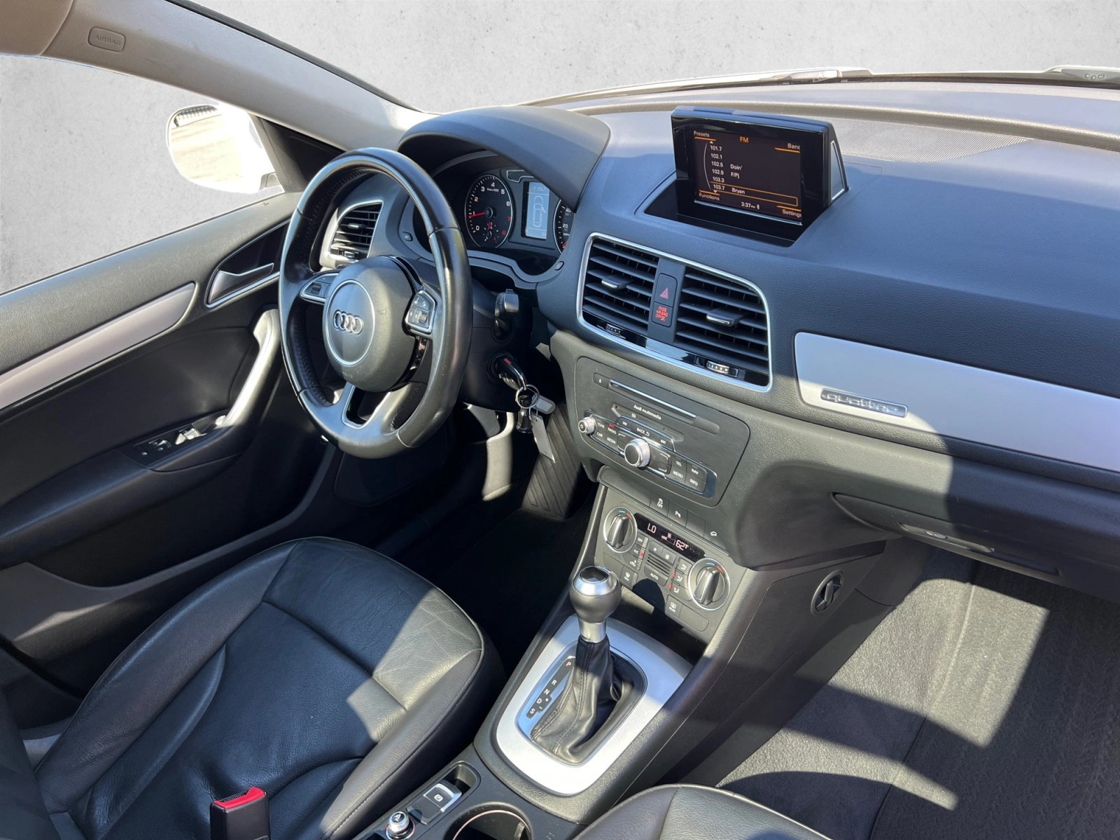 Used 2017 Audi Q3 2.0T Premium AWD/4WD image 28