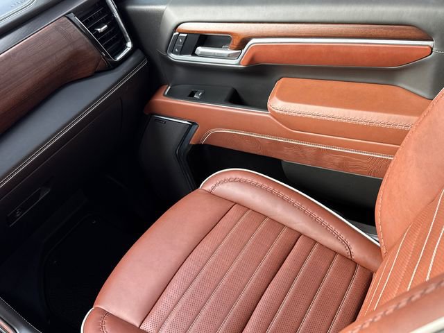 Used 2025 GMC Sierra 3500 Denali Ultimate image 14