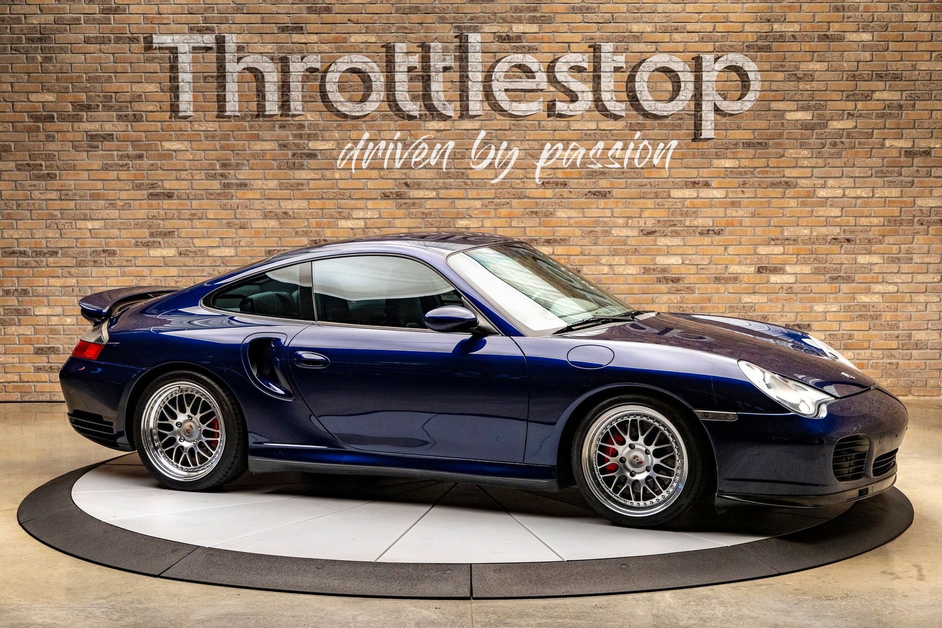 Used 2002 Porsche 911 Turbo image 5