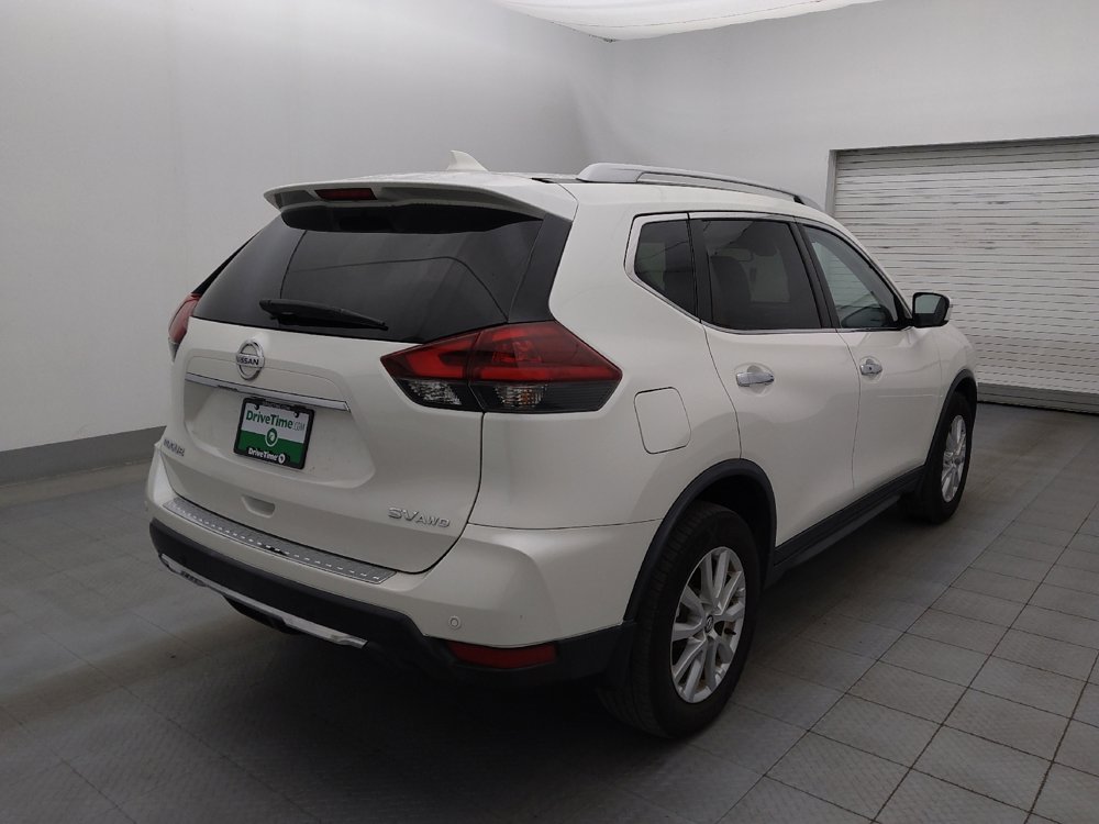Used 2019 Nissan Rogue SV image 9