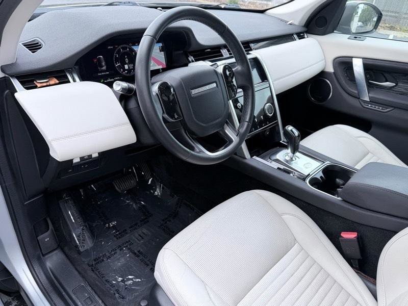 Used 2020 Land Rover Discovery Sport SE AWD/4WD image 13