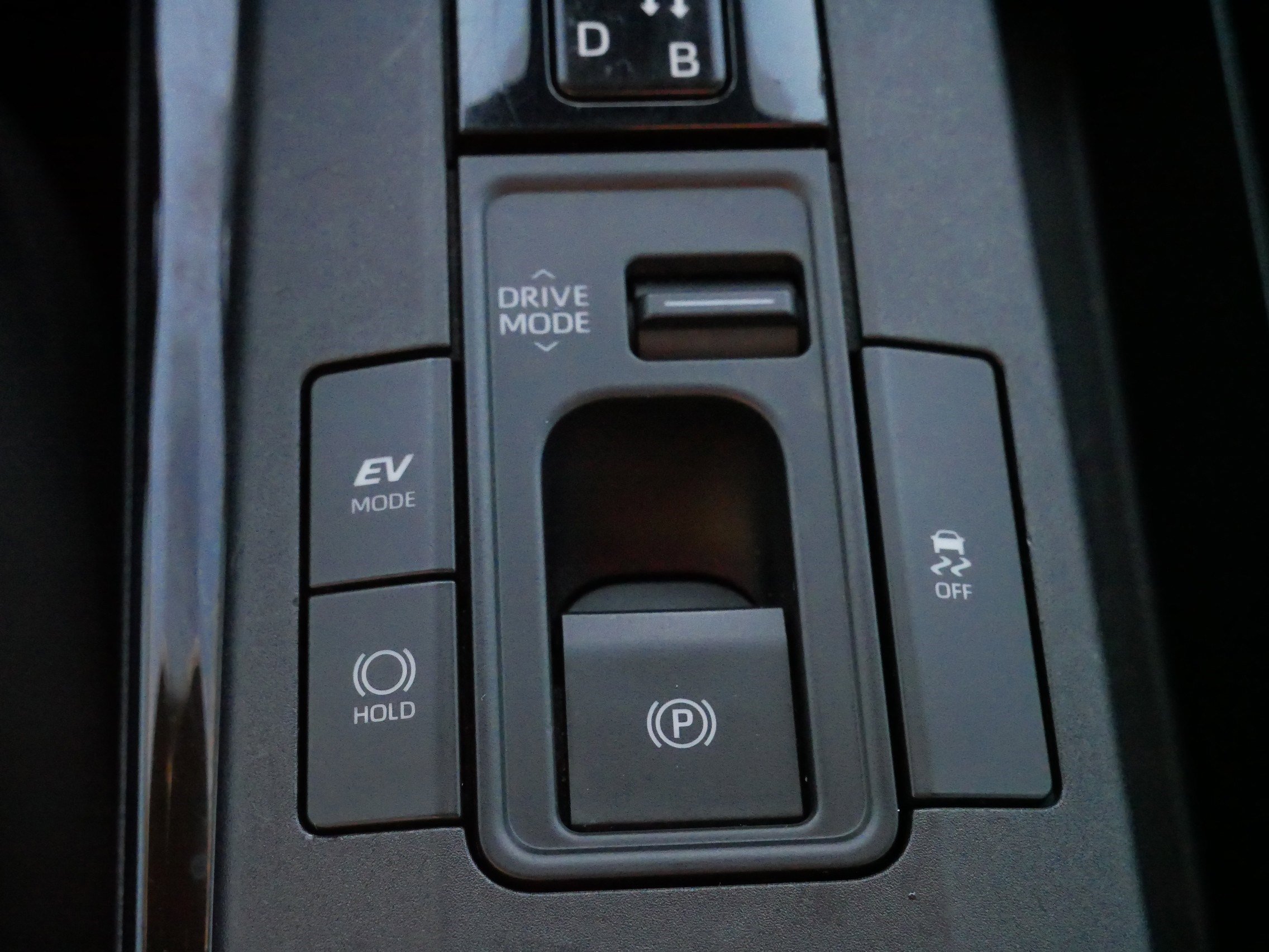 Certified 2024 Toyota Prius LE image 26