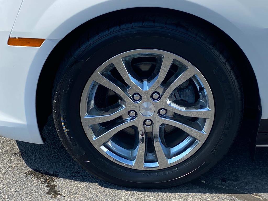 Used 2014 Chevrolet Camaro LT image 18