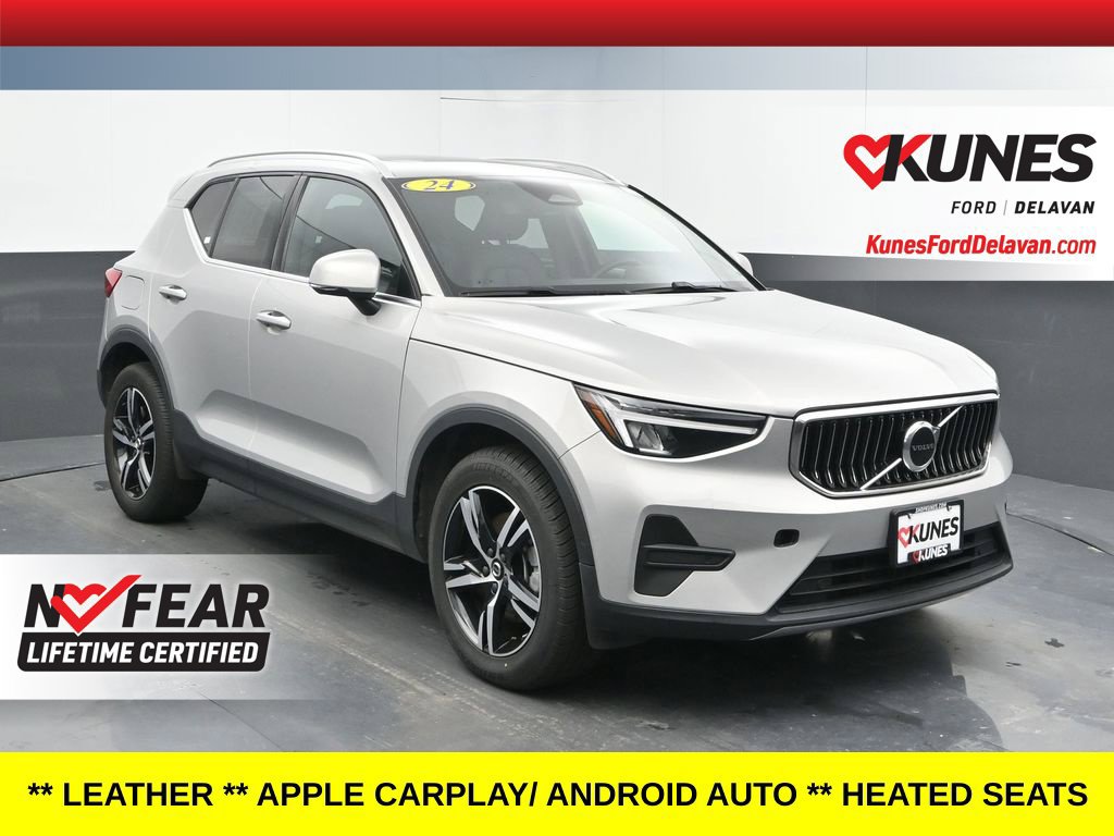 Used 2024 Volvo XC40 B5 Core