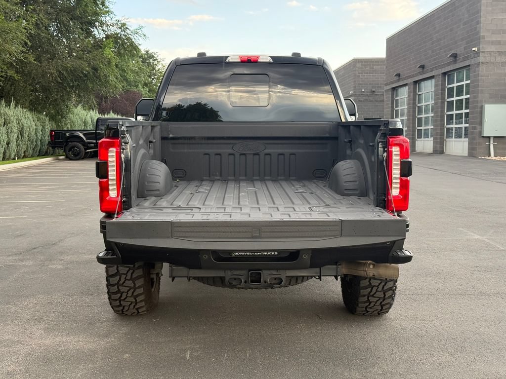 Used 2023 Ford F350 Lariat w/ Lariat Ultimate Package AWD/4WD image 12