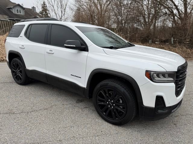 Used 2022 GMC Acadia SLE w/ Driver Convenience Package image 4