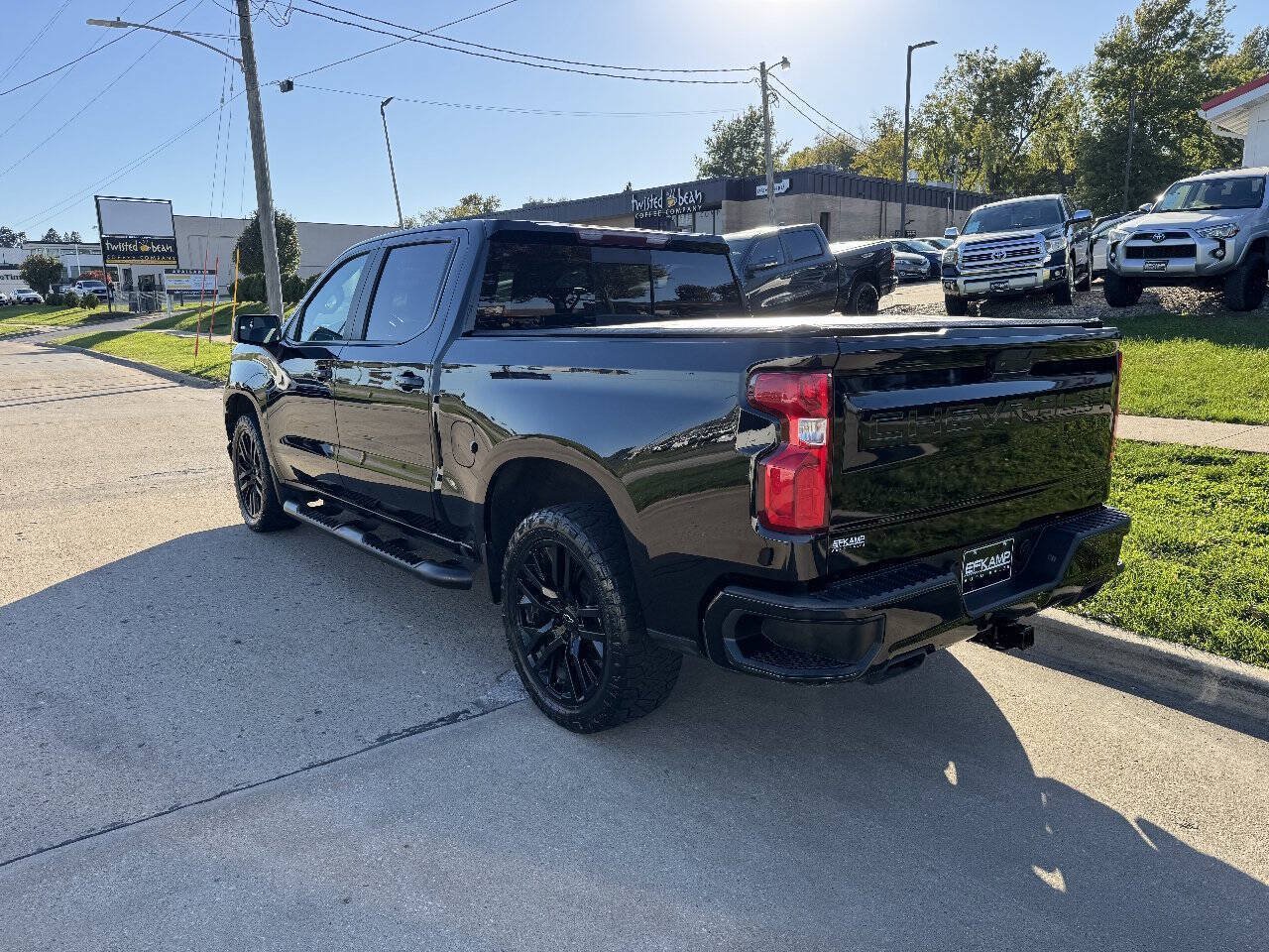 Used 2020 Chevrolet Silverado 1500 RST w/ Rally Edition AWD/4WD image 3