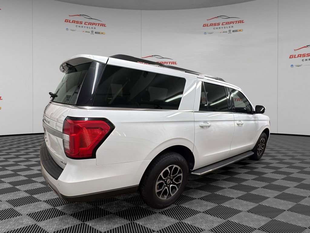 Used 2023 Ford Expedition Max XLT AWD/4WD image 7