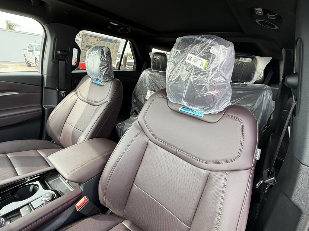 New 2026 Ford Explorer Platinum image 17