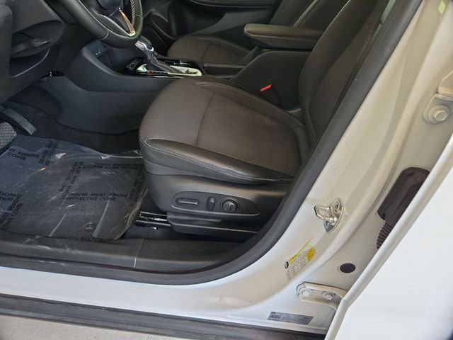 Certified 2024 Buick Encore GX Preferred w/ Comfort Package FWD image 22